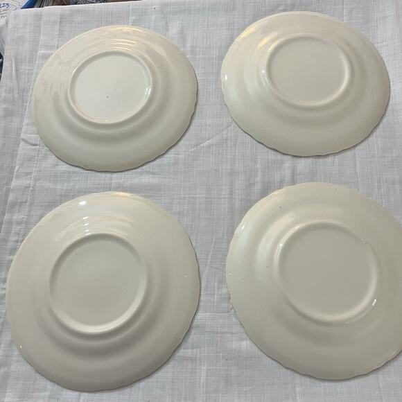Floral Cream Dinnerware Set - Picture 6 of 10